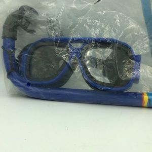 Kids snorkel & mask set New!